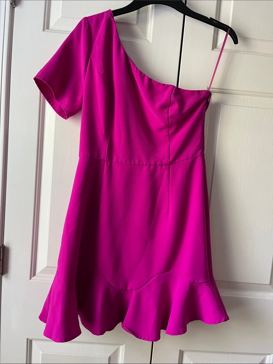 TCEC Dresses & Skirts - TCEC Pink Asymmetrical Ruffle Hem Cocktail Mini Dress Size Medium Barbiecore